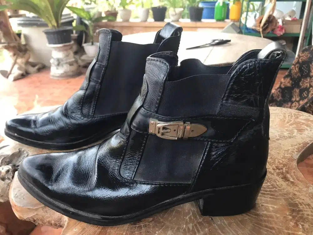 Preloved Sepatu boot pria BUCCHERI ORIGINAL