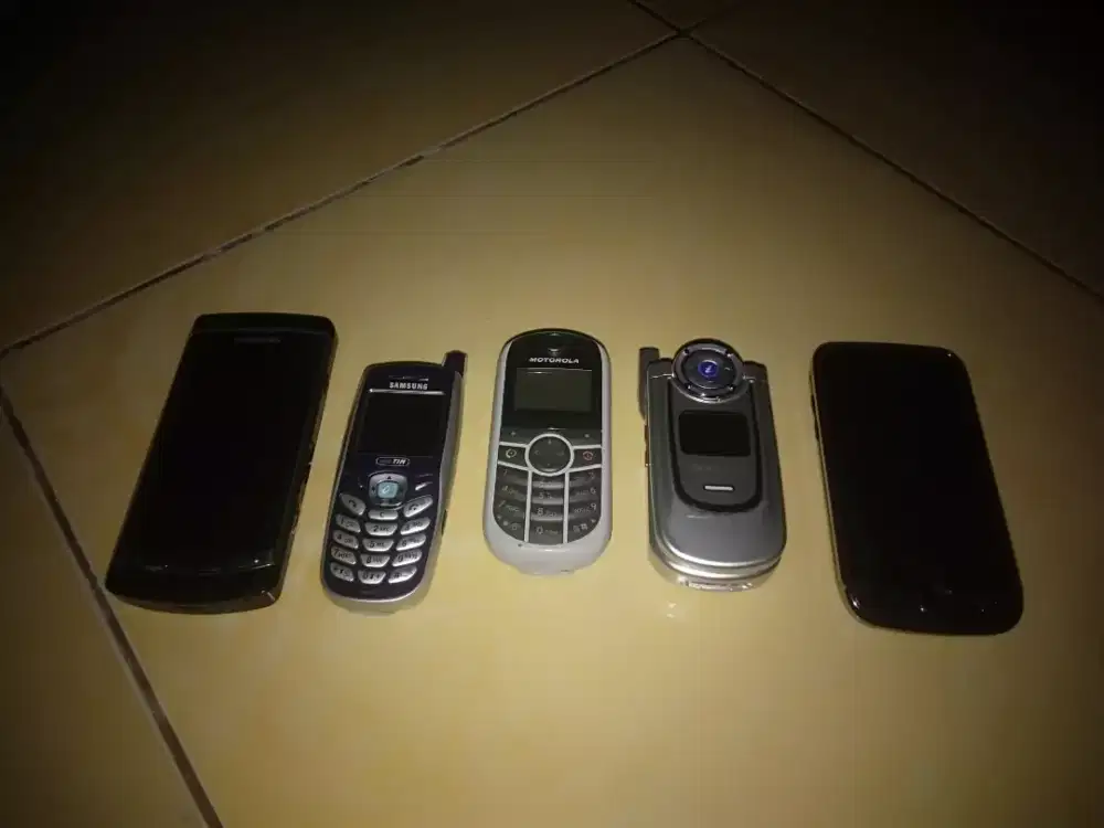 Hp jadul berfungsi semua