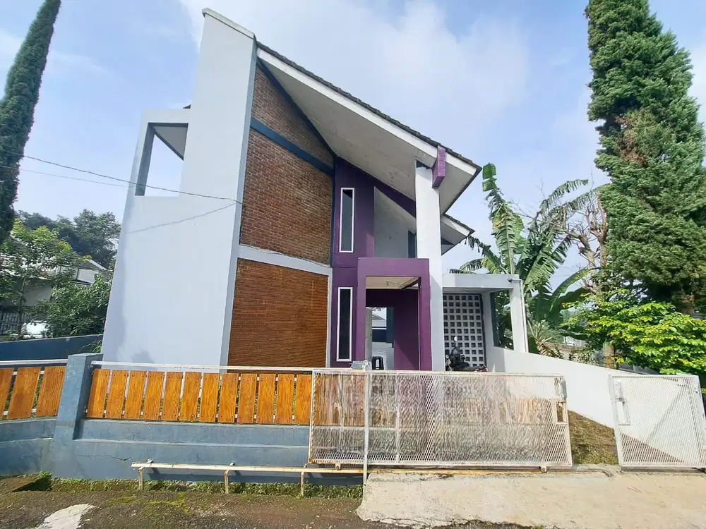 DIJUAL RUMAH MINIMALIS 2 LANTAI VIEW ALAM JATIHANDAP BANDUNG