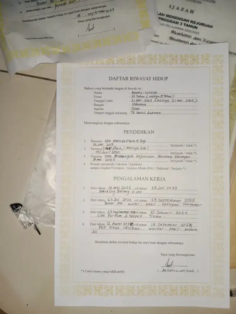 Cari lowongan kerja kerja apa aja asal halal