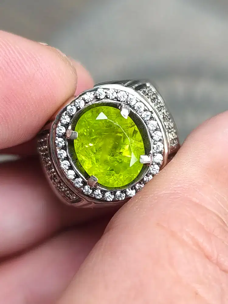 Batu peridot burma 4.23 crat ring perak memo GLI