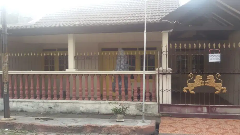 1871. Dijual Rumah  Jalan Taman Jambu, Pondok Tjandra Indah