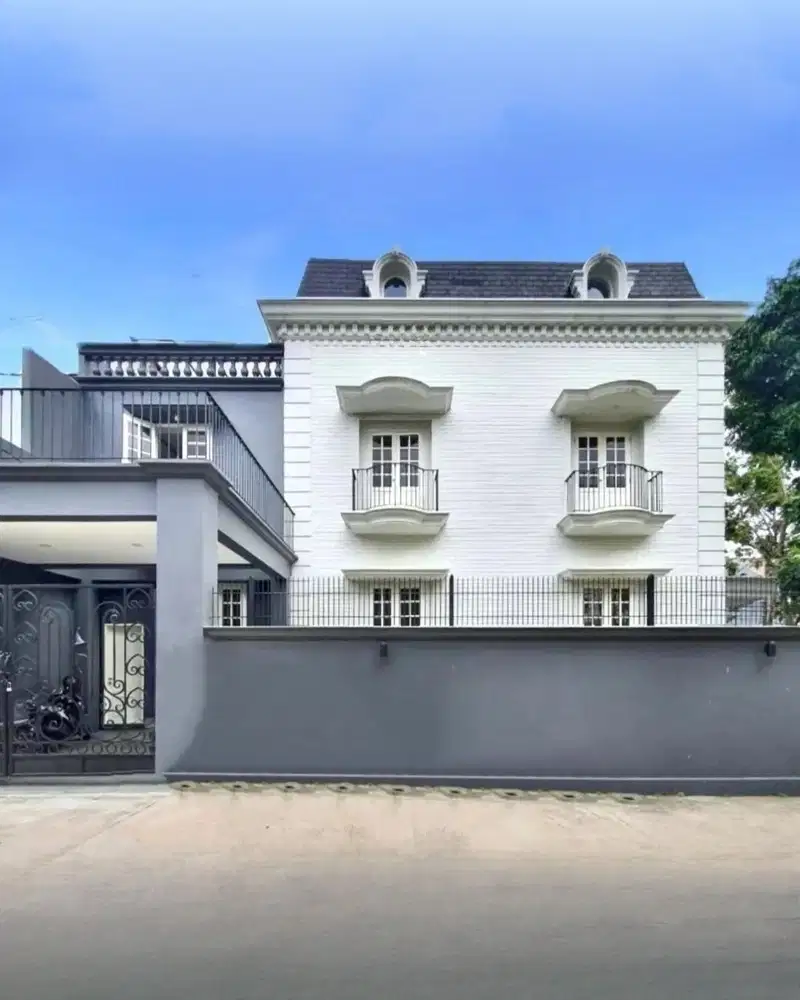 Rumah Dijual Arteri Pondok Indah. Komplek, Akses Lebar. Bebas Banjir. NEGO