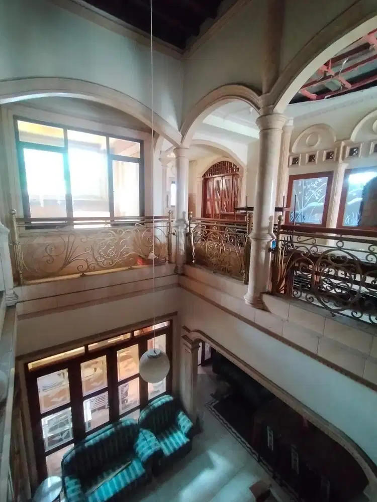 Best Price! Rumah 3 lantai Siap Huni posisi hook Batununggal  kota Bandung