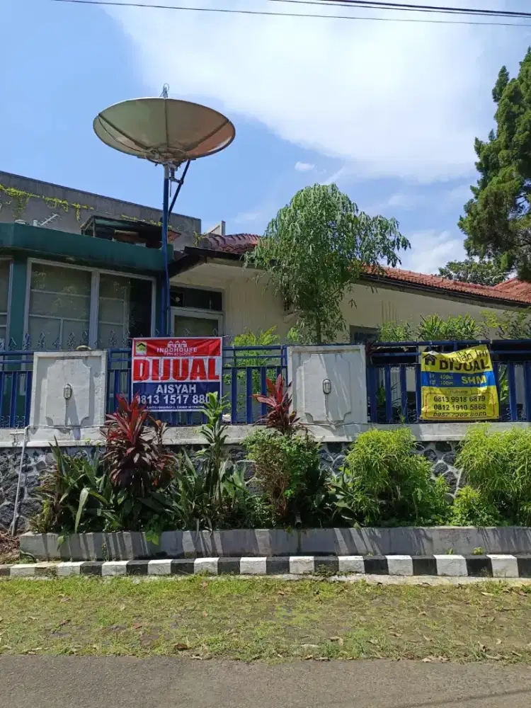 Rumah cantik ada swimming pool