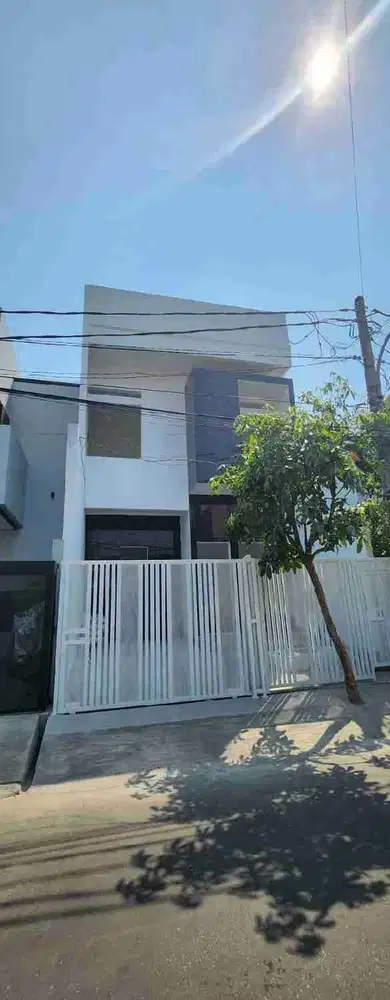 rumah baru siap huni bagus dekat sekolah penabur