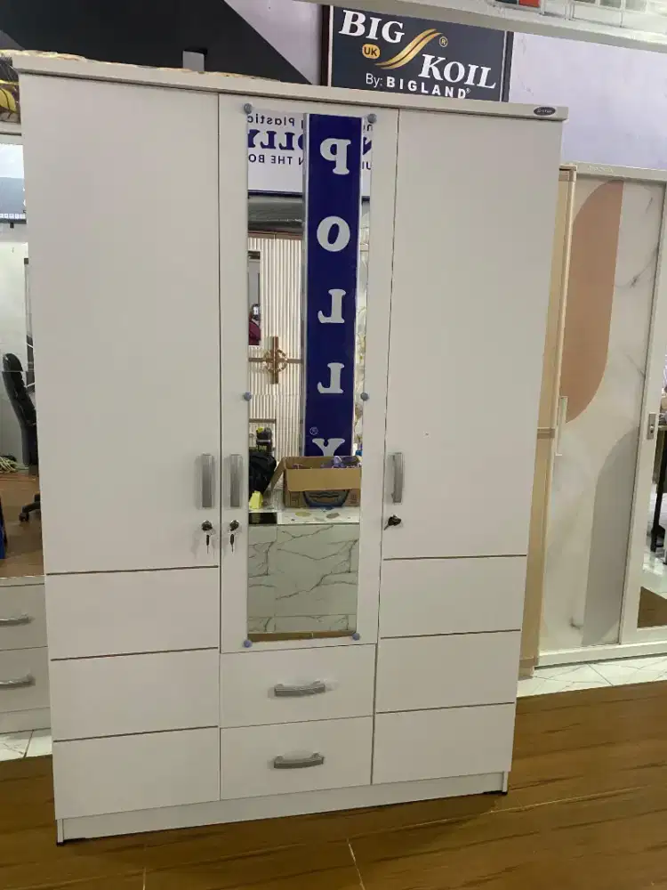 Lemari pakaian 3pt laci