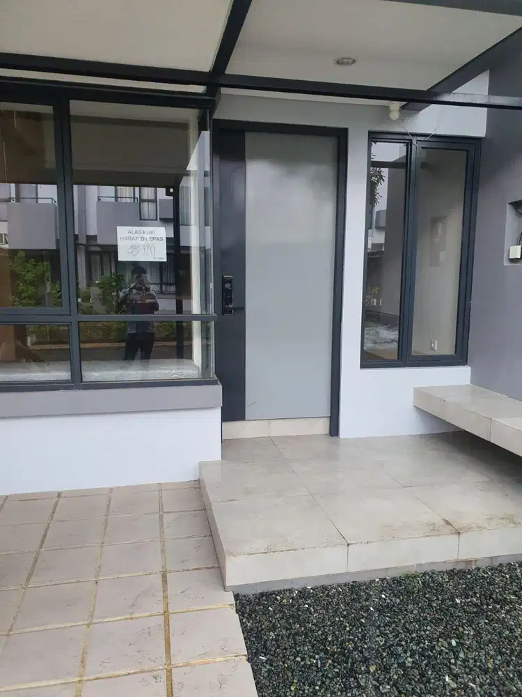 DISEWAKAN MURAH! RUMAH TABEBUYA INVENSIHAUS FULL FURNISHED DI KAWASAN STRATEGIS BSD