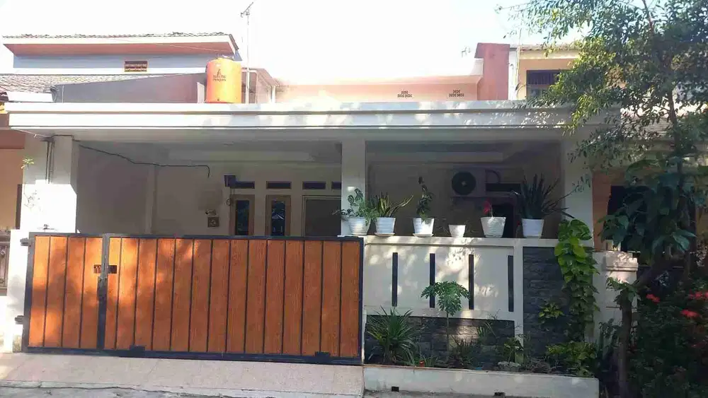 Dijual Rumah Depan Taman di BJI Mekarsari, Bekasi Timur