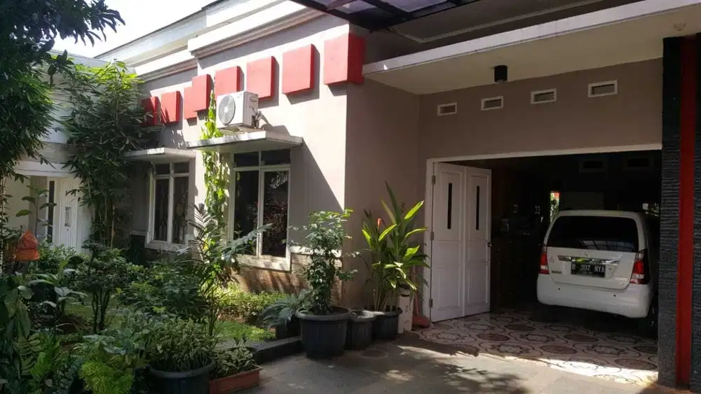 Rumah di Vila Dago Pamulang Luas 360m