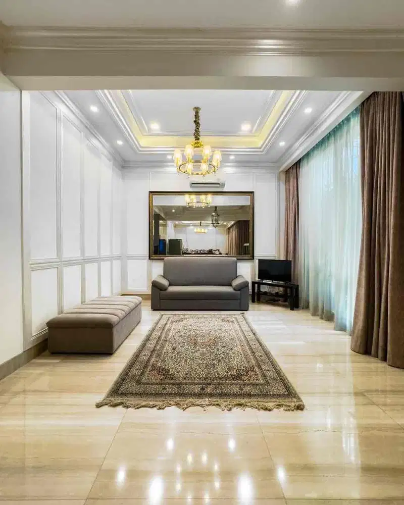 dijual rumah mewah di Pondok Indah