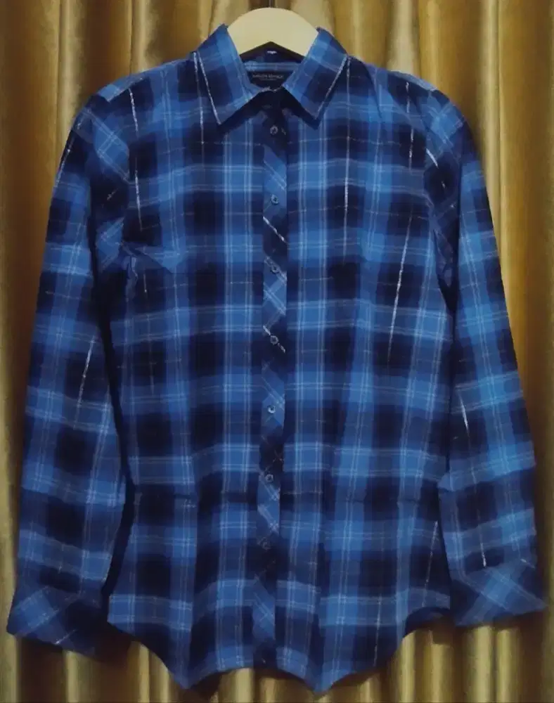 Kemeja Wanita Kotak-Kotak Like New