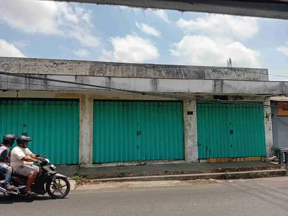 Toko Poros Aspal Sulfat Utara Malang