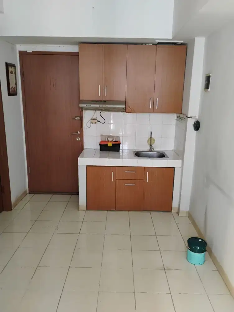 DIJUAL MURAH! APARTEMEN GREEN PARKVIEW DI LOKASI STRATEGIS JAKARTA BARAT