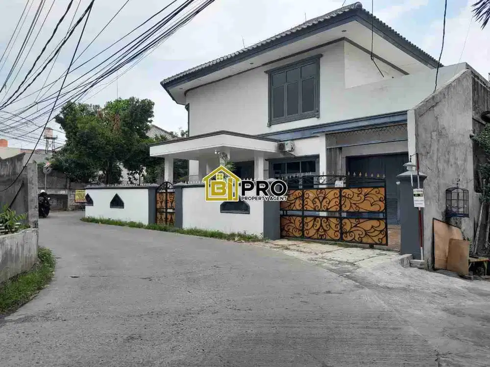 di jual rumah mewah dan besar nempel dengan LRT harjamukti dan toll cibubur