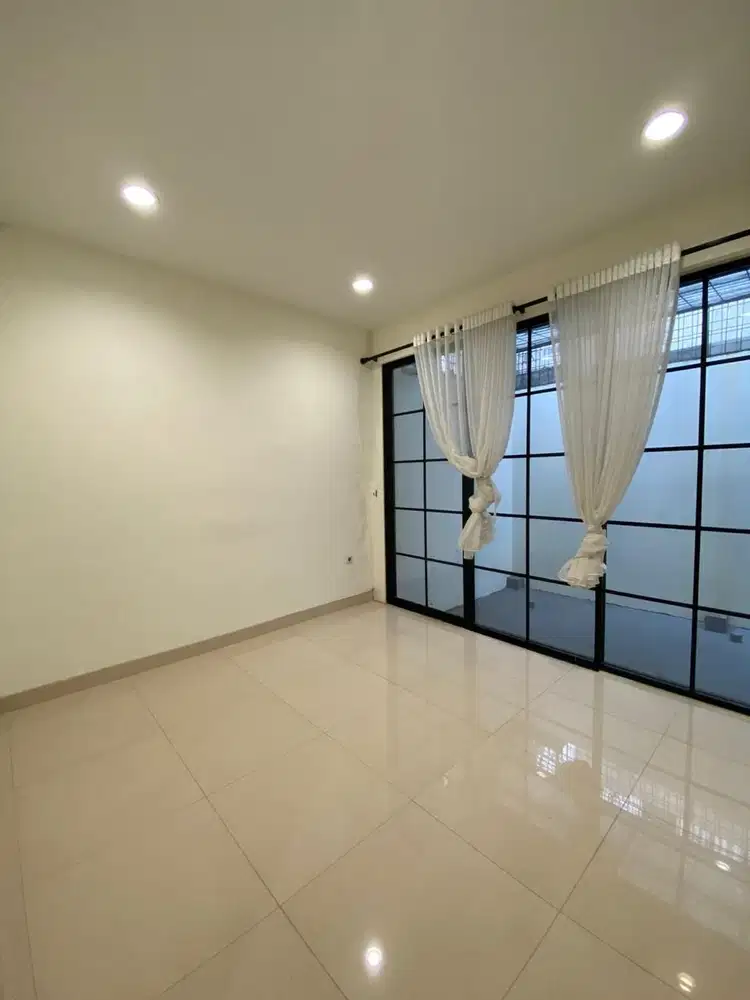 Rumah bagus minimalis di Janur Elok - Kelapa Gading