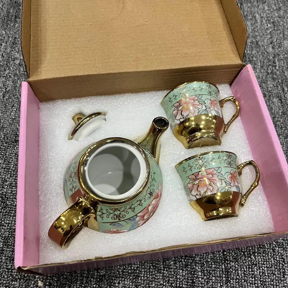 Ready Teapot set Sultan keramik isi 3 pic