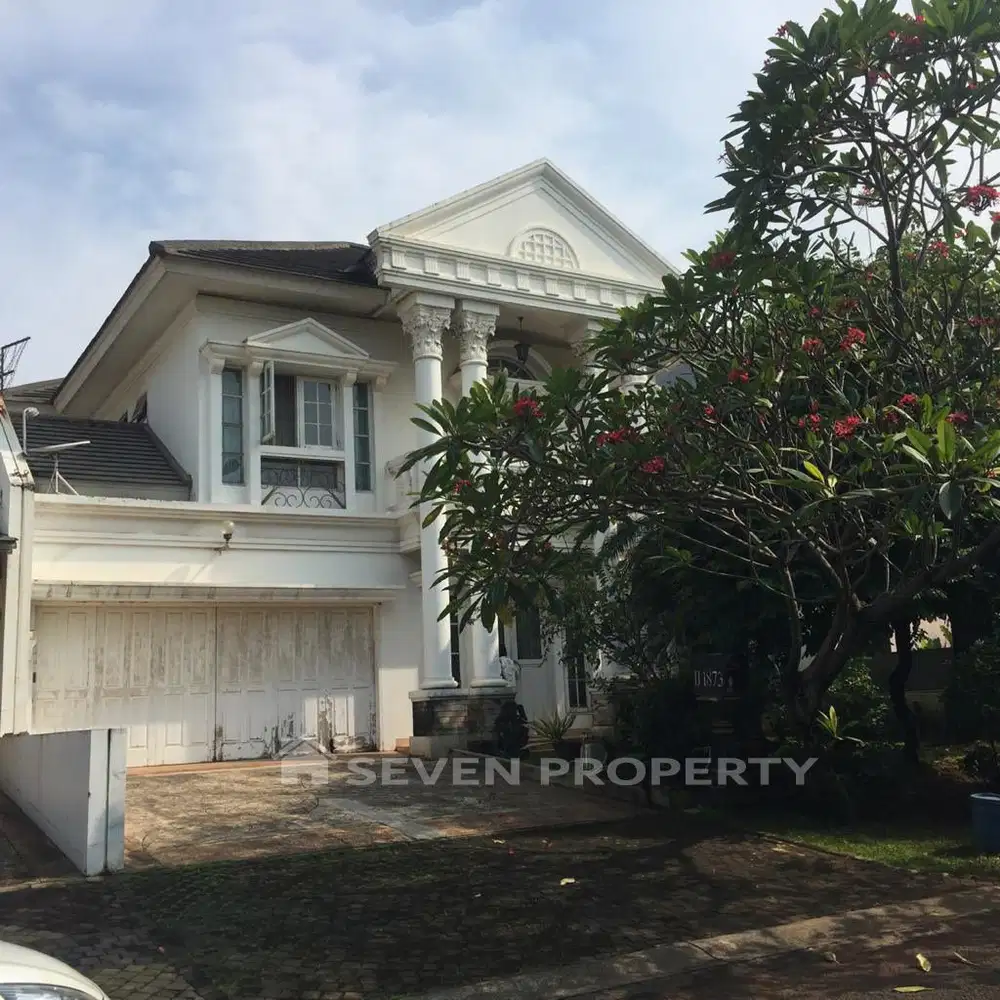 Rumah Elite Semi Furnished dan siap huni di Legenda Wisata