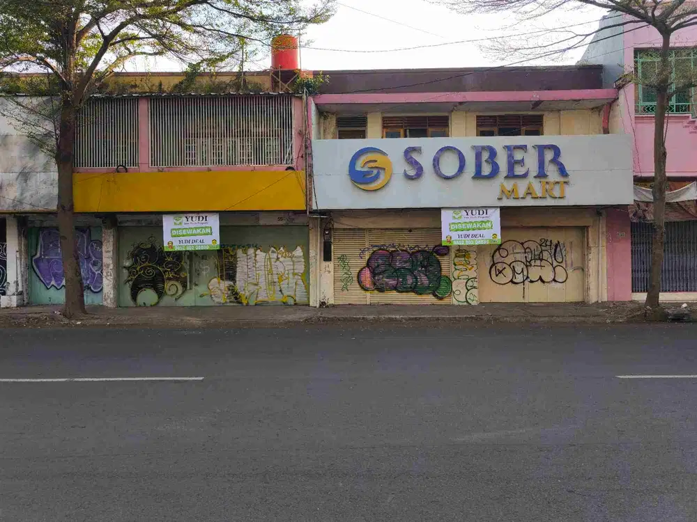 Ruko luas sangat strategis di komersil area pusat kota Cirebon