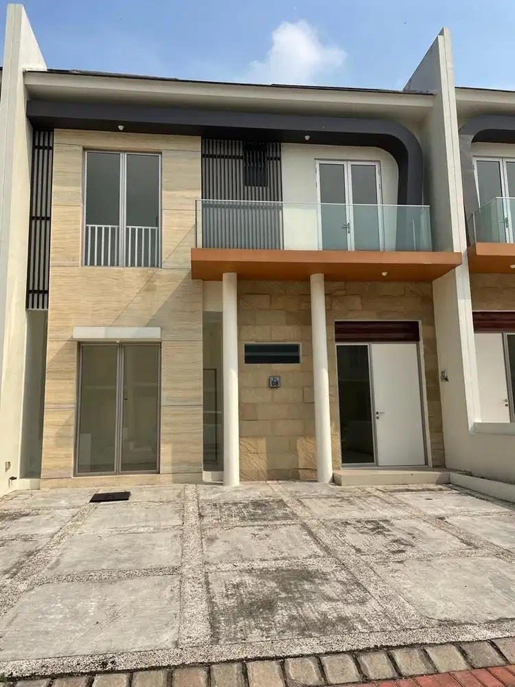 Rumah Greenland Cluster Wisteria Minimalis Kondisi Kosongan