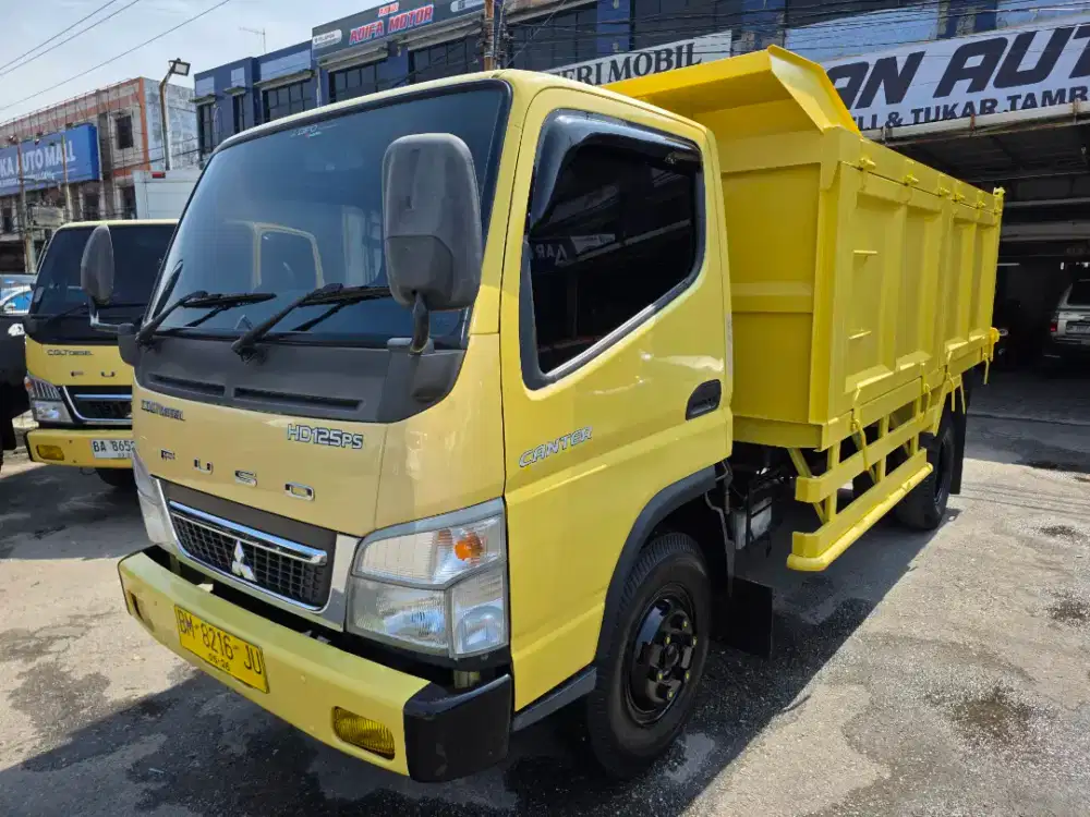 Mitsubishi Canter Dump truk FE 74HD tahun 2021 Euro 2