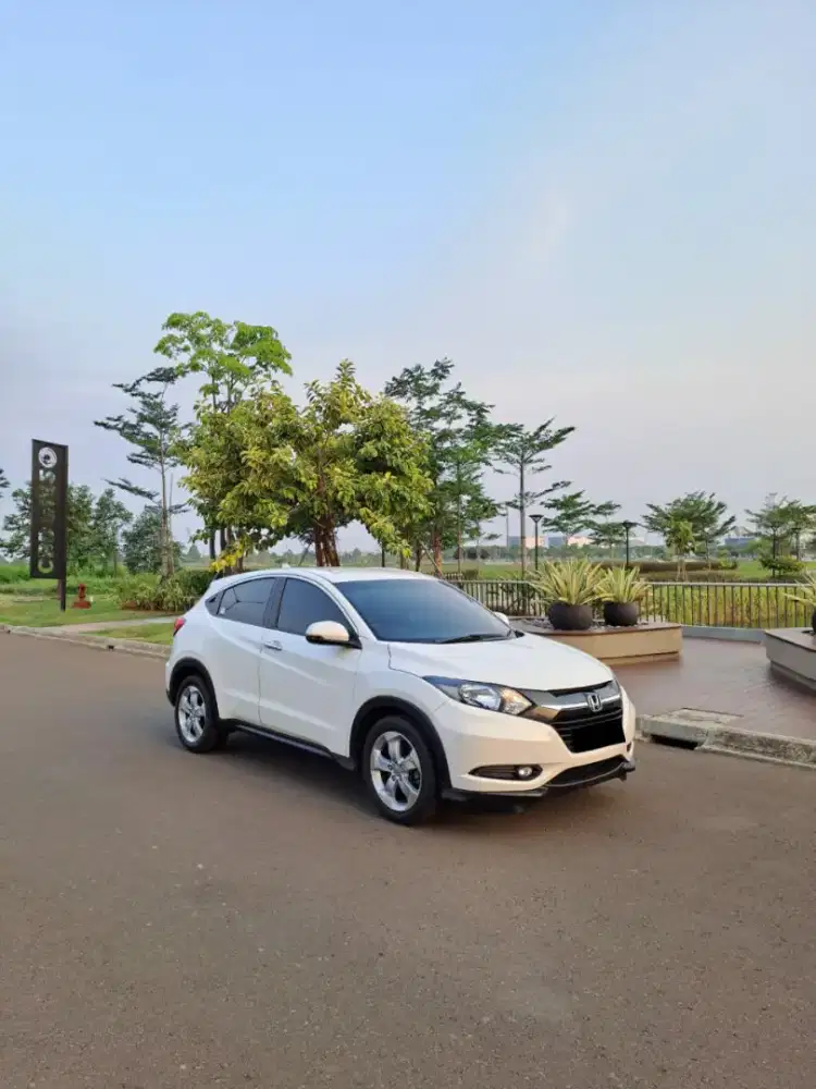[ LOW KM] Honda HRV E CVT 2016 2017