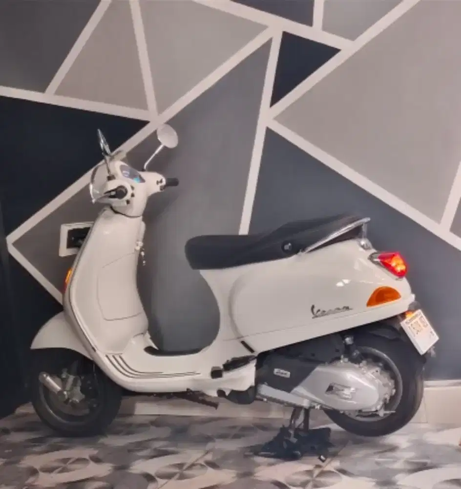 Vespa Matic LX 125CC