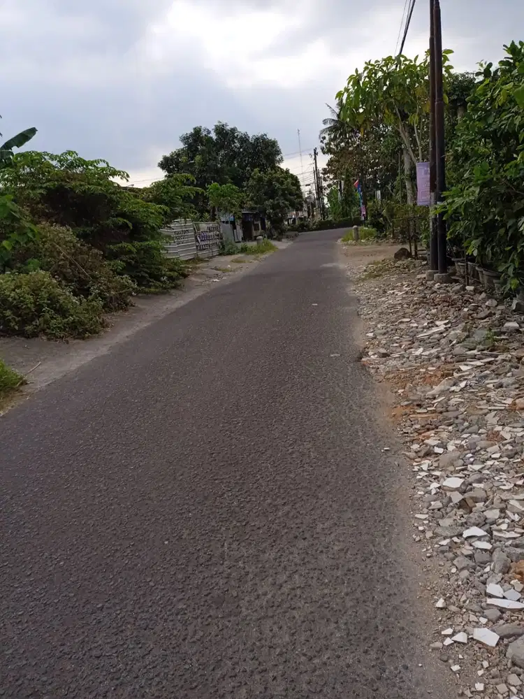 Tanah Maguwo Sisi Jalan; Strategis Dekat Dengan Jalan Raya