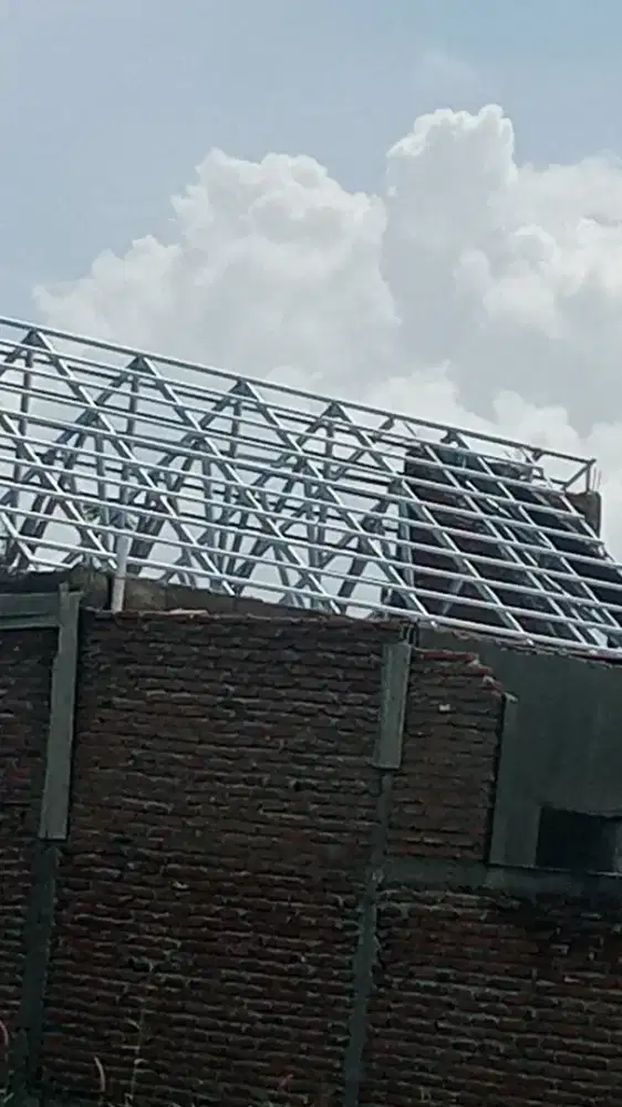 Jasa pasang rangka atap