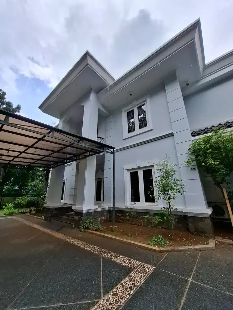 JUAL RUMAH MEWAH TENGAH KOTA