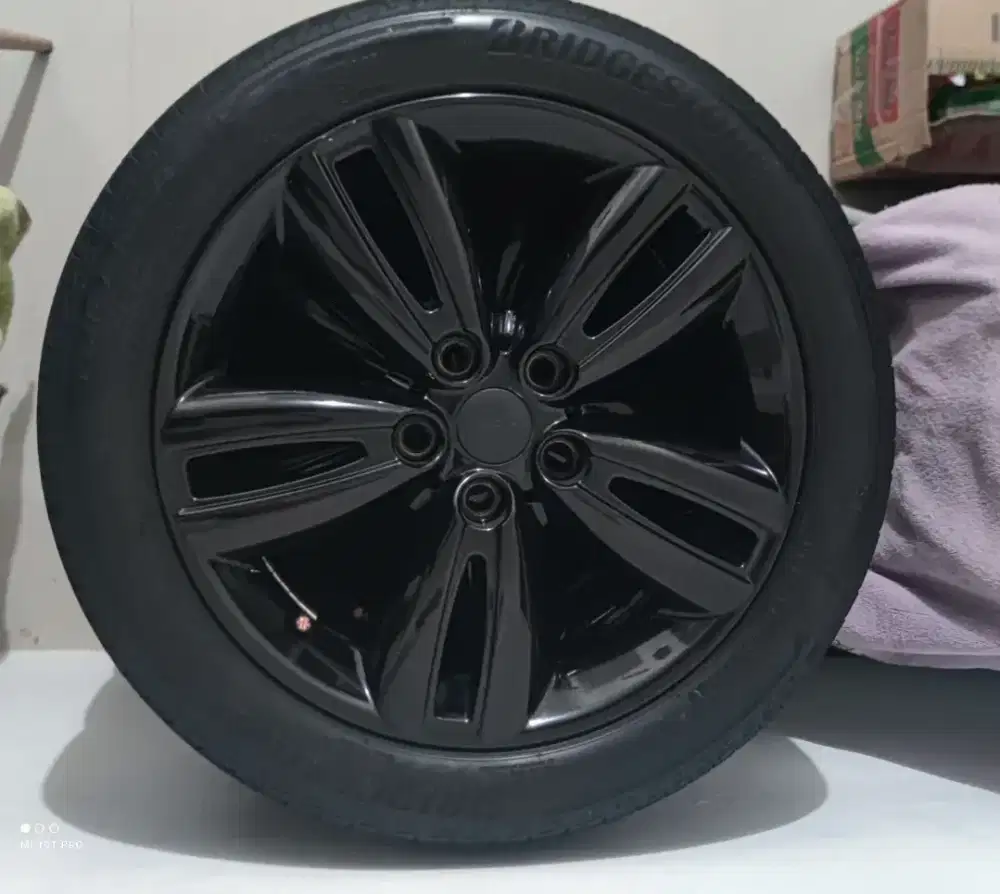 Vleg Original Minicopper ring 17 + ban Bridgestone + BBK HSR rotor 330