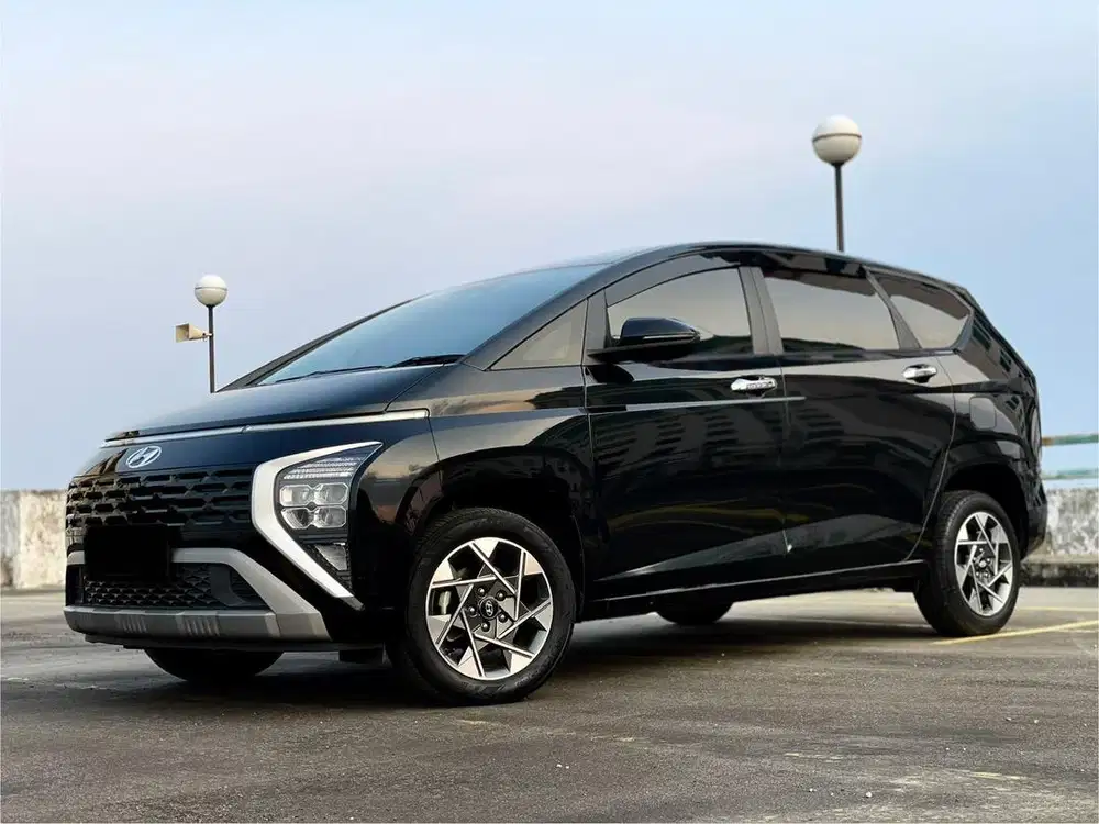 HYUNDAI STARGAZER PRIME 2023 (MINT CONDITION)