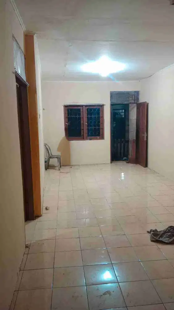 Disewakan Rumah 4 KT 2 Lantai Matraman