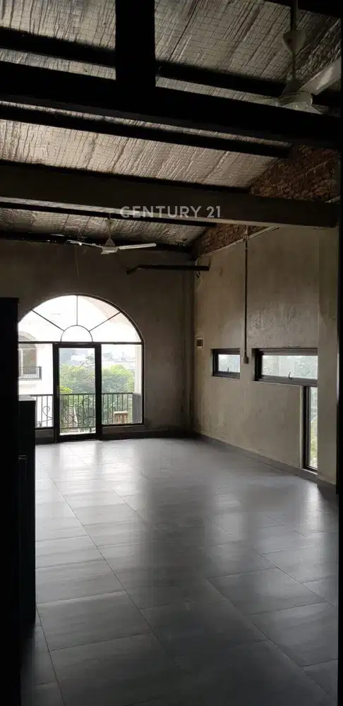 Ruko Rich Palace Kebon Jeruk, Renovated Bagus! Must See!