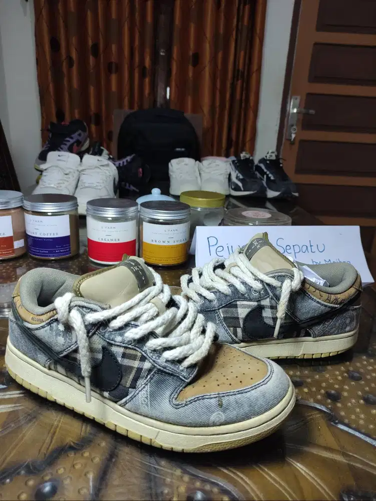 Nike SB Dunk Low X Travis Scott Jack Cactus