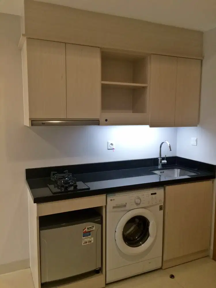 Apartment 1 BR Emerald di Mansion Bougenville , Kemayoran Jakarta Pusat