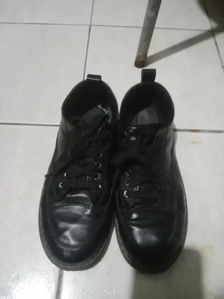 sepatu docmart uk 41
