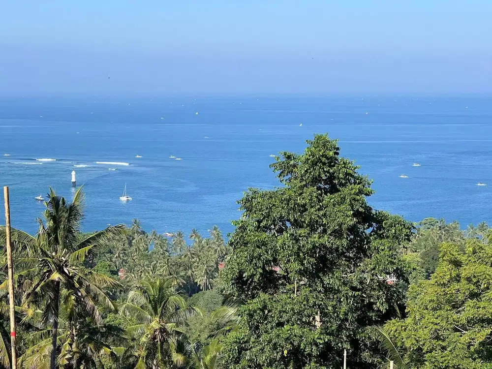 Tanah view laut Lokasi premium di central Senggigi.