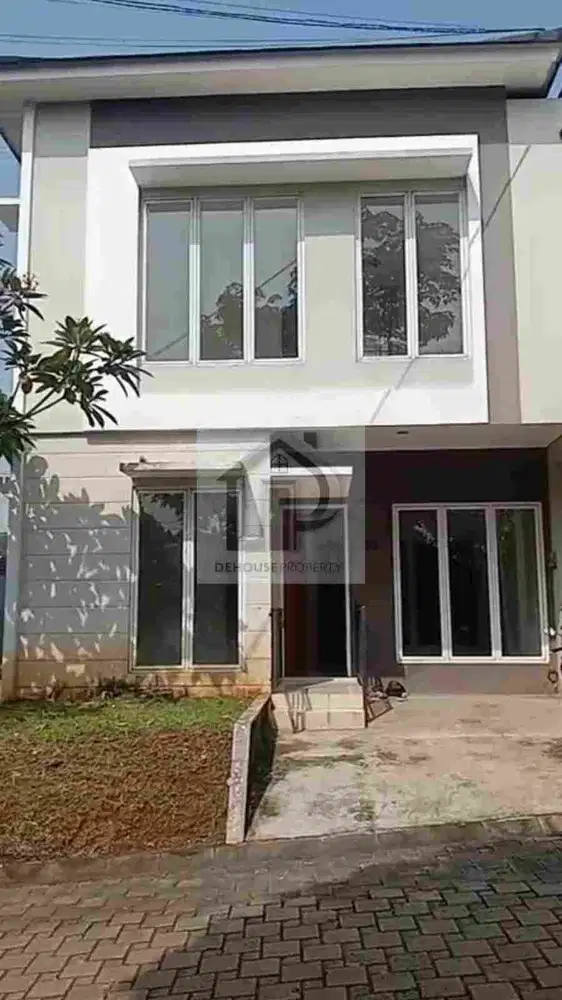 Murah Nih! Rumah 2lt di belakang Citra Grand Cibubur perumahan casa 39 Cibubur posisi Hoek