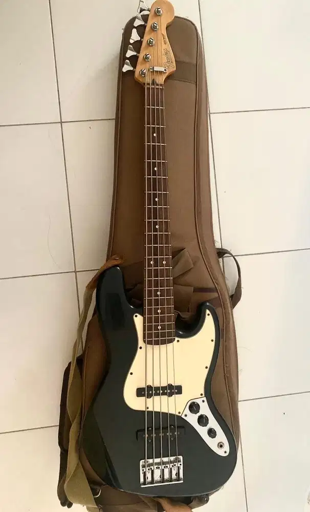 Fender Jazz Bass