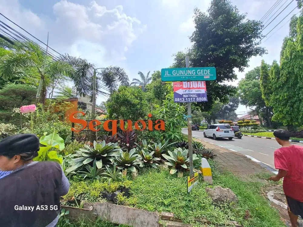 Tanah dekat dengan Kampus Vokasi IPB