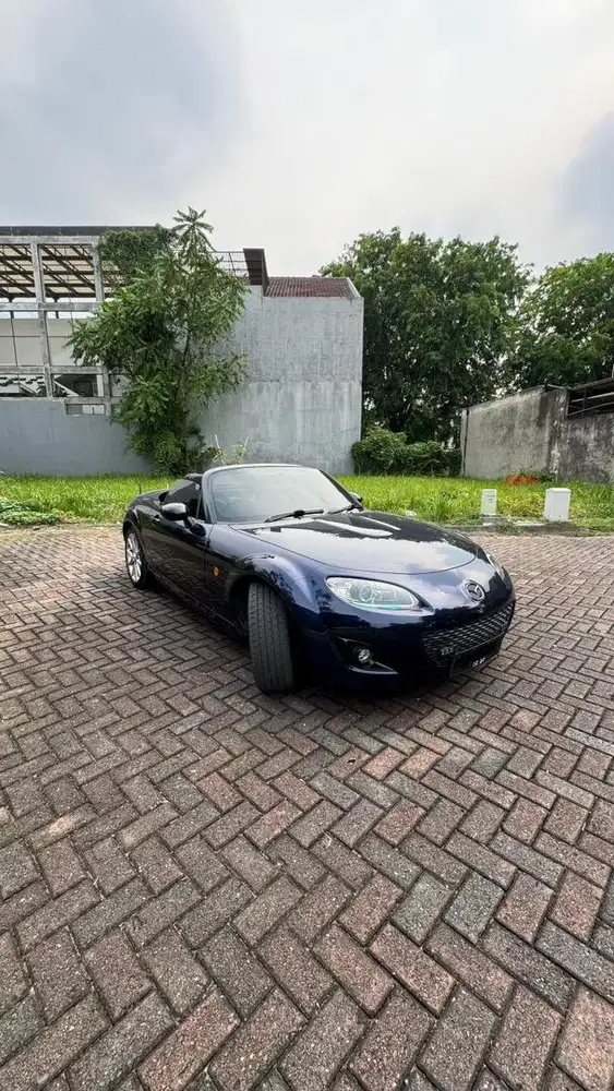 Mazda mx-5 miata nc2 stormy blue