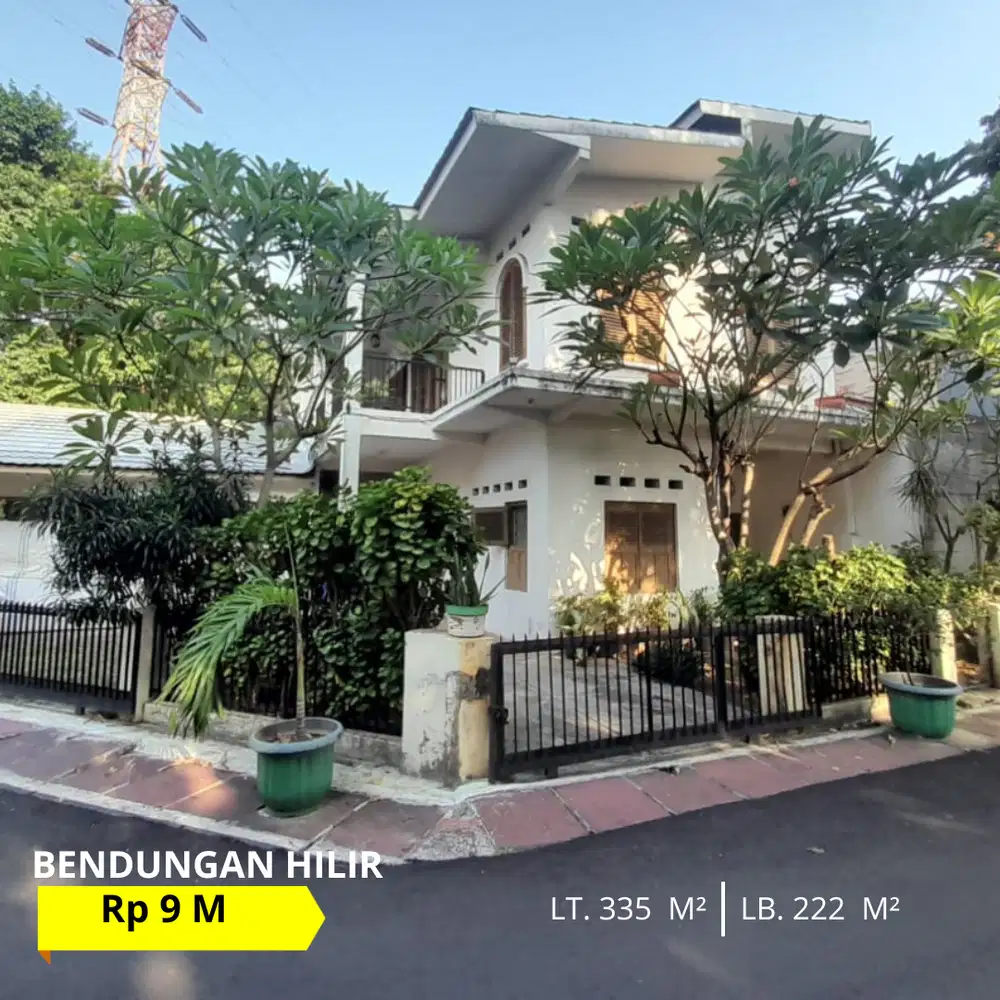 DIJUAL RUMAH HITUNG TANAH COCOK BUAT KOS2AN LOKASI STRATEGIS DI  BENDUNGAN HLIR JAKARTA PUSAT