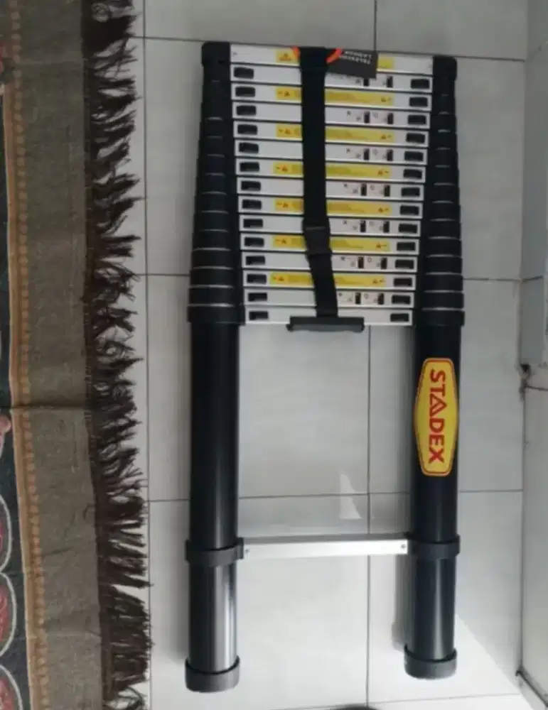 Tangga teleskopik single 5,2m