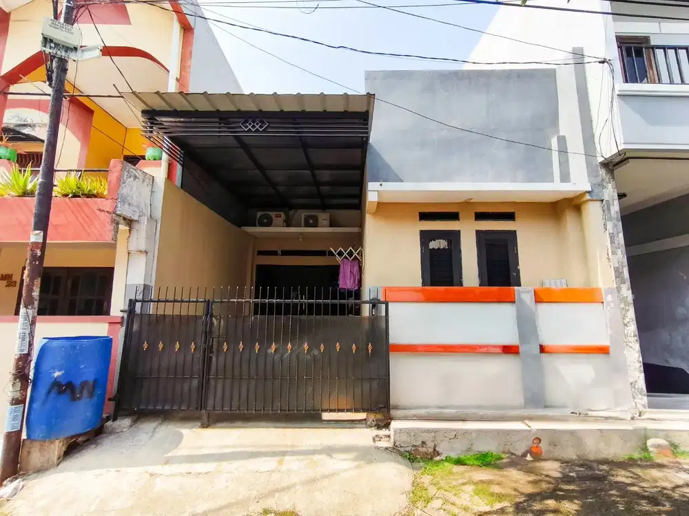 Rumah Hadap Utara 3 Menit ke RS. Taman Harapan Baru Siap KPR J-36772