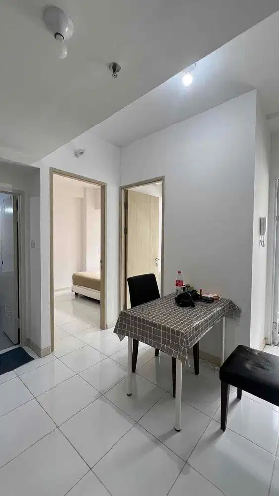 Di Sewa Murah Apartemen Tokyo 2BR Semifurnis