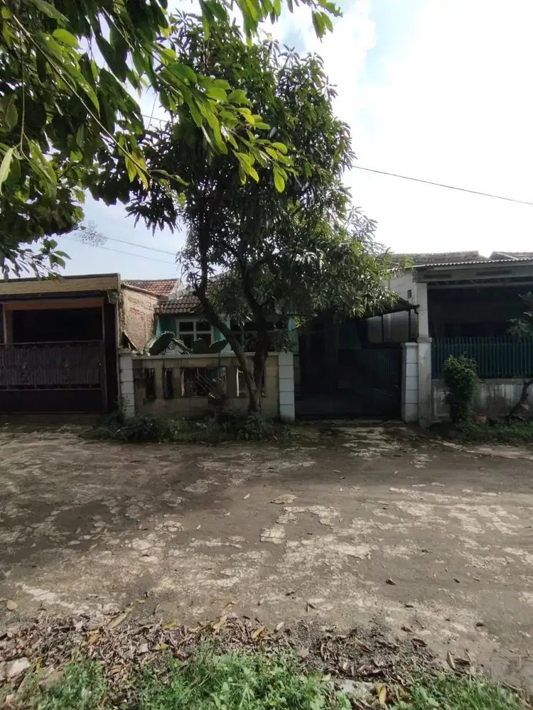 Rumah Terawat Sangat Nyaman Dihuni di Graha Rancamanyar