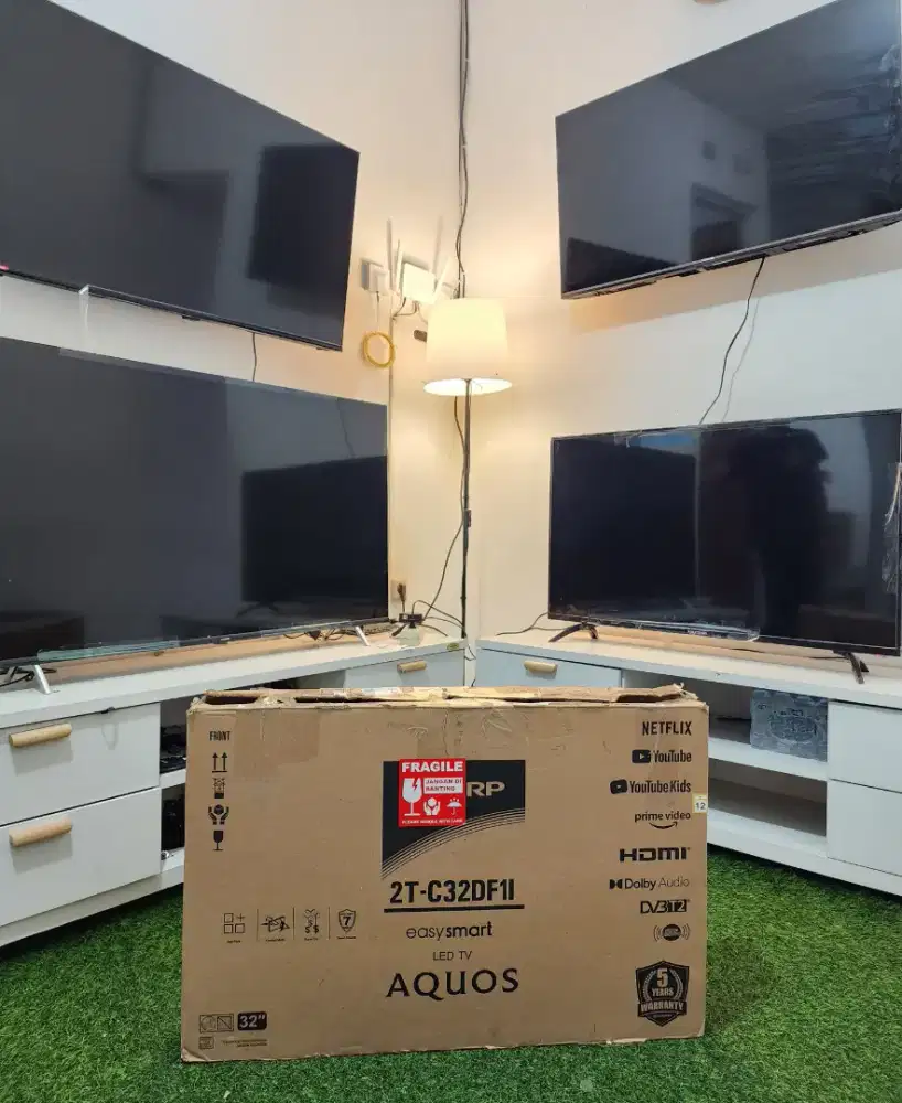 SHARP SMART TV 32 INCH , LENGKAP FULLSET , Seperti Baru , LIKE NEW