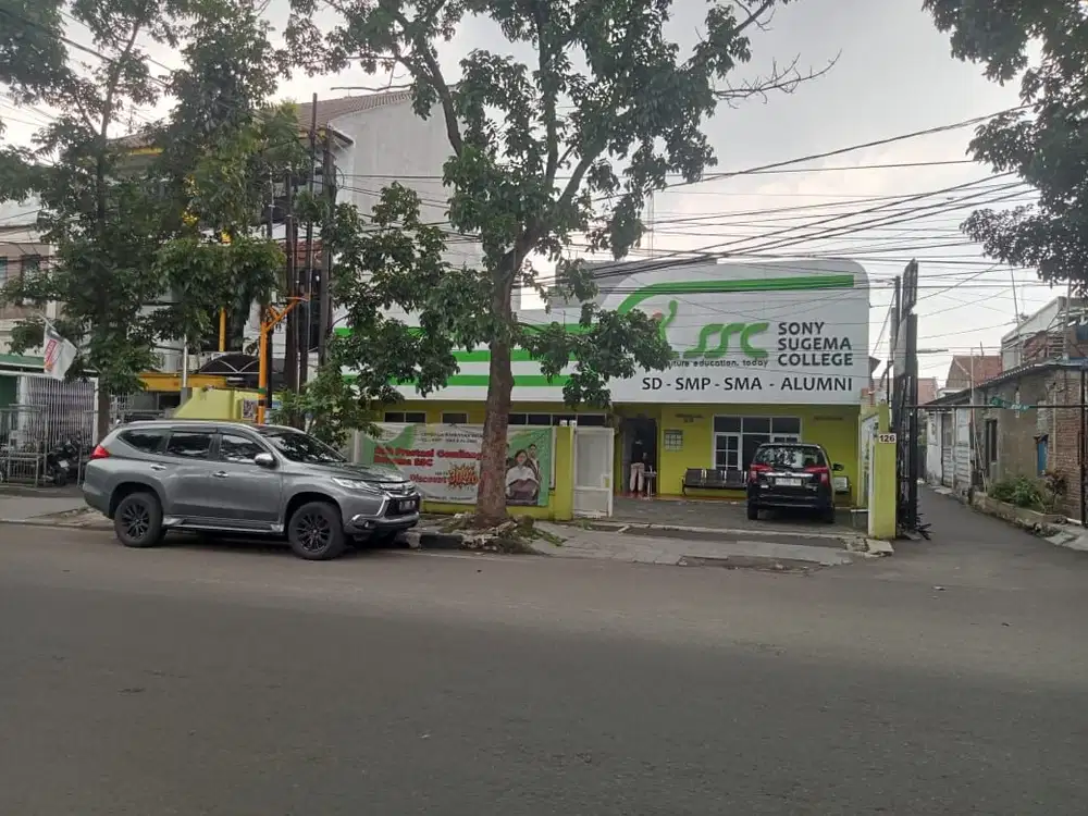 Dijual Rumah Cocok Untuk Kantor Strategis Buah Batu Kota Bandung