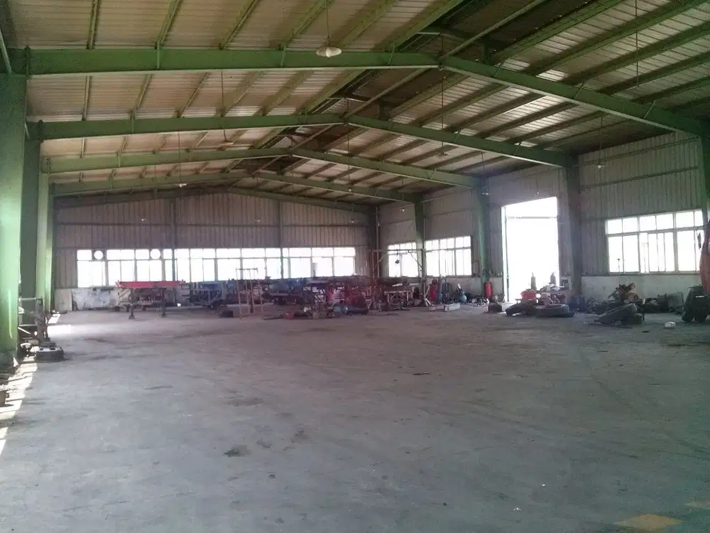 GUdang di Kawasan Industri Wijaya Kusuma, LT 18.000. LB 3600, Murah